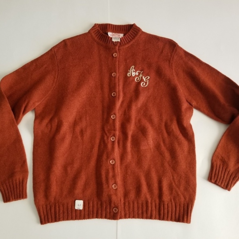 Fall River Knitting Mills Vintage Sweater Sz 44